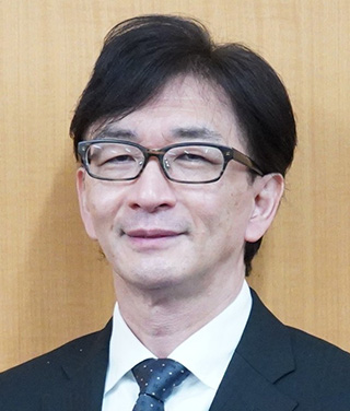 自見 英治郎